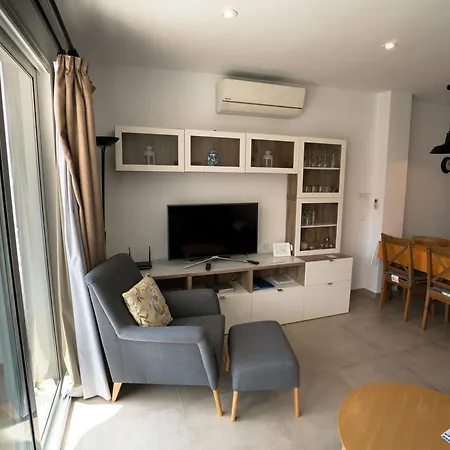 Torresol 408 Menyber アパート *